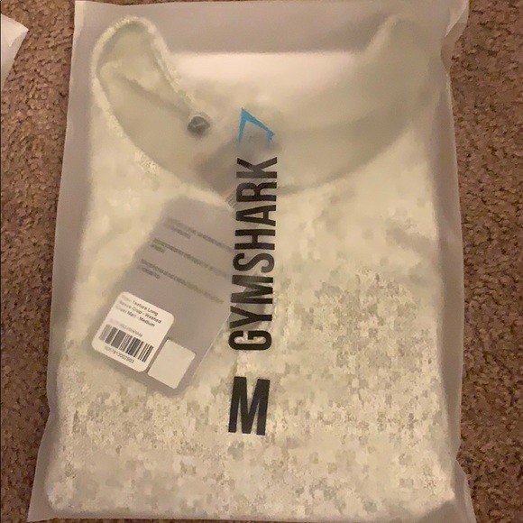 Gymshark Tops - Gymshark long sleeve crop Gymshark Tops - Gymshark long sleeve crop